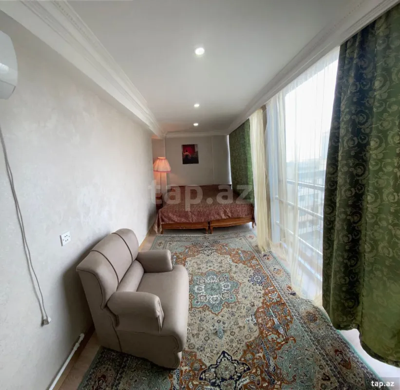 Kirayə verilir 3 otaqlı mənzil 120 m²