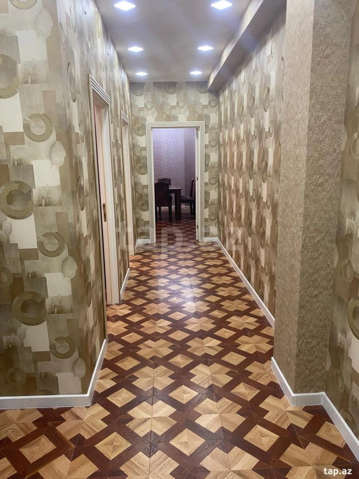 Kirayə verilir 3 otaqlı yeni tikili 100 m²