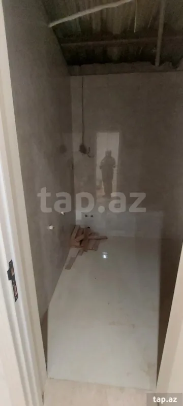 Satılır 5 otaqlı həyət evi