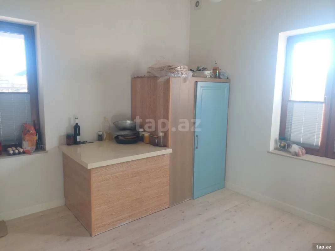 Satılır 5 otaqlı həyət evi