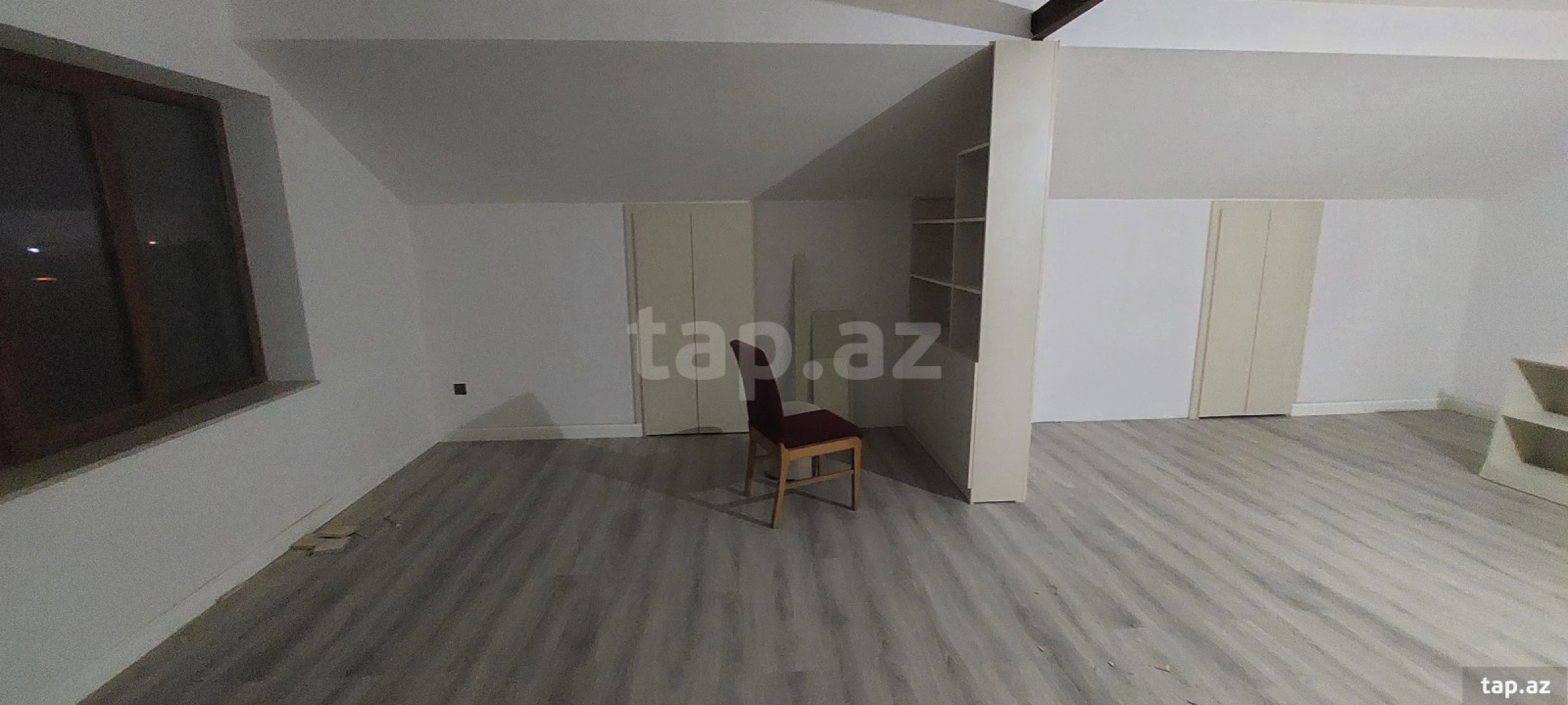 Satılır 5 otaqlı həyət evi