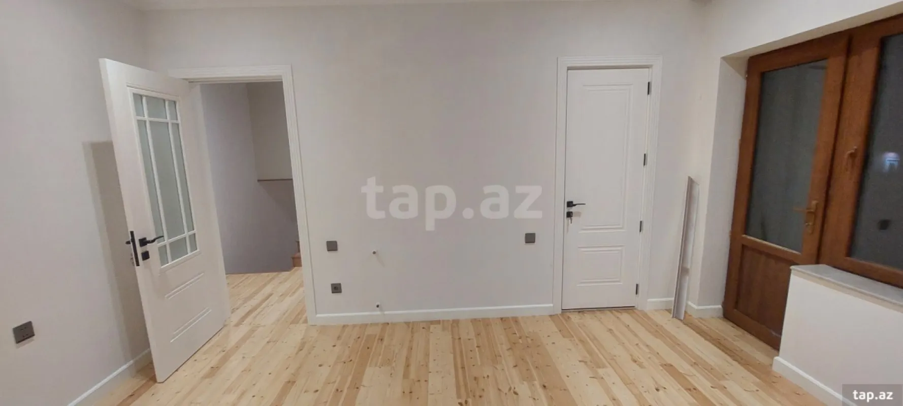 Satılır 5 otaqlı həyət evi