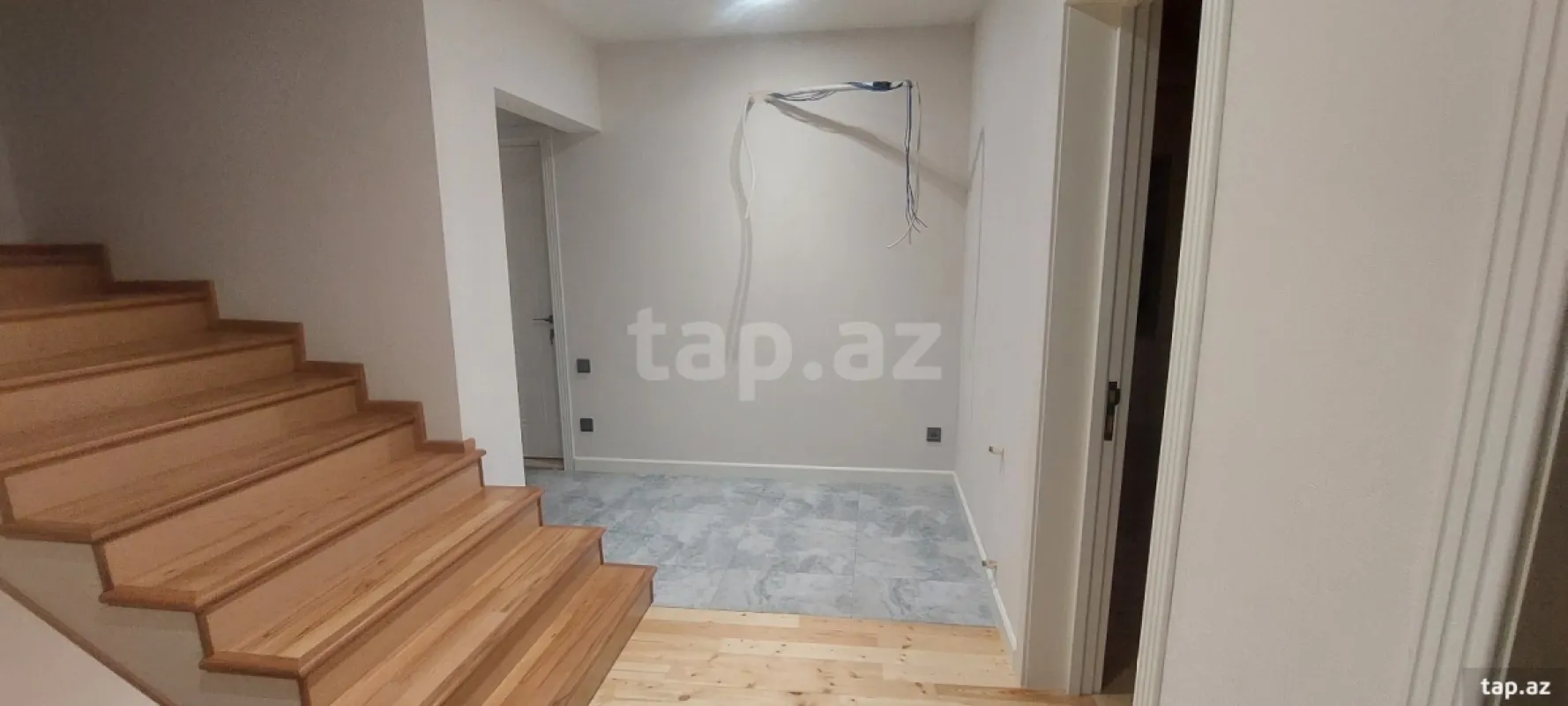 Satılır 5 otaqlı həyət evi