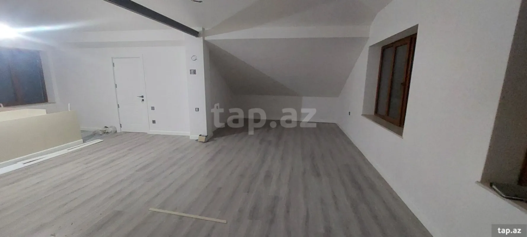 Satılır 5 otaqlı həyət evi