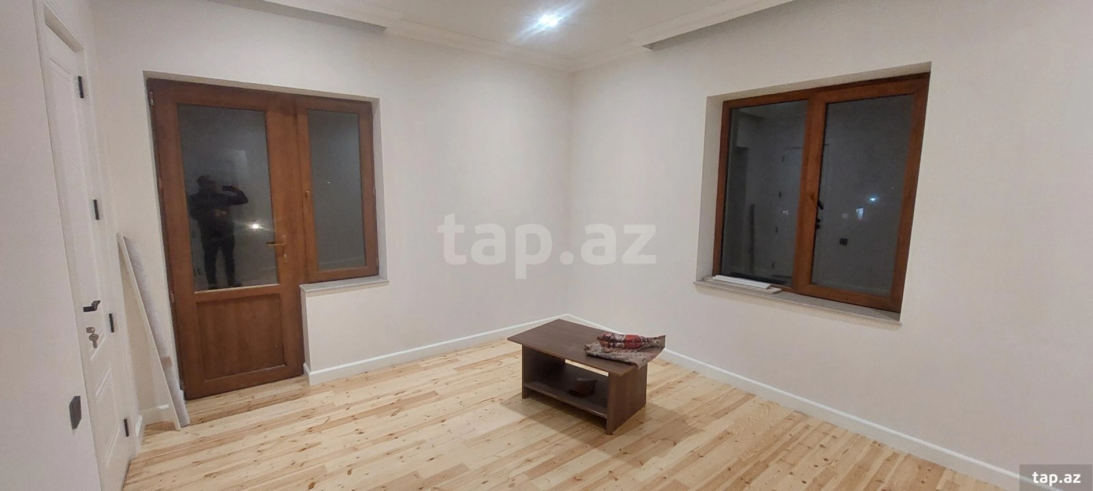 Satılır 5 otaqlı həyət evi