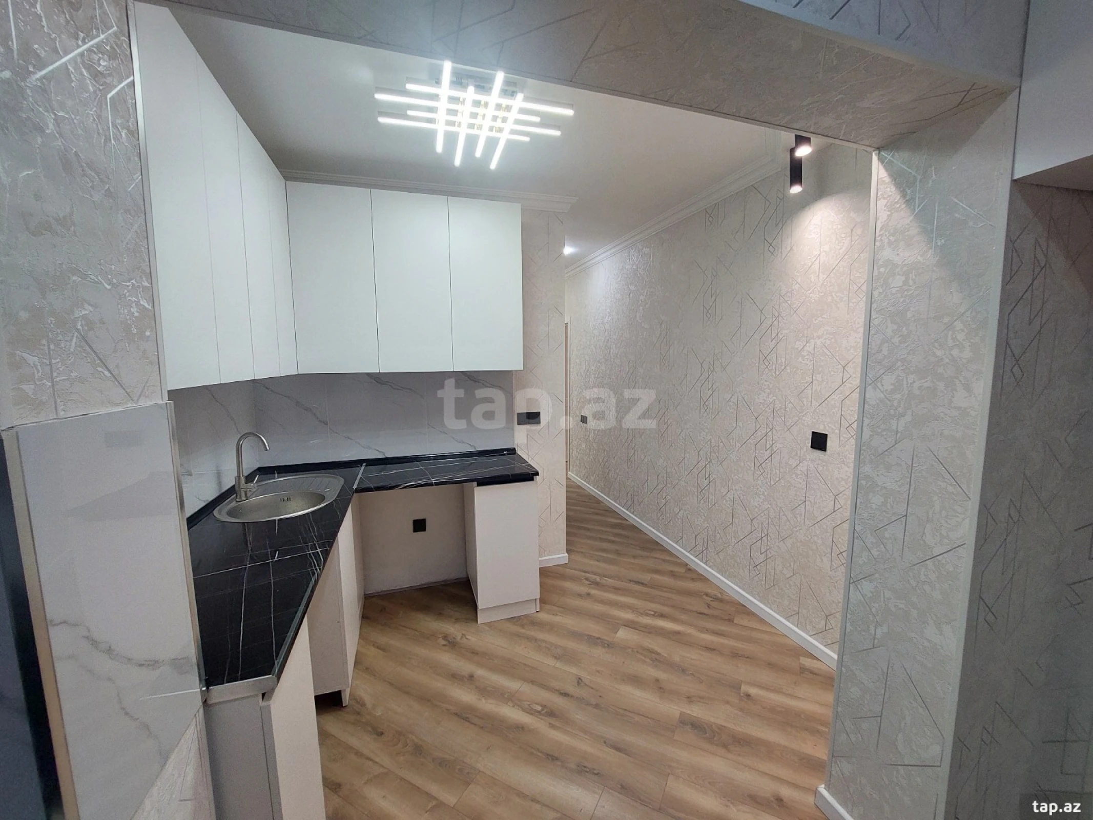 Satılır 3 otaqlı mənzil 88 m²