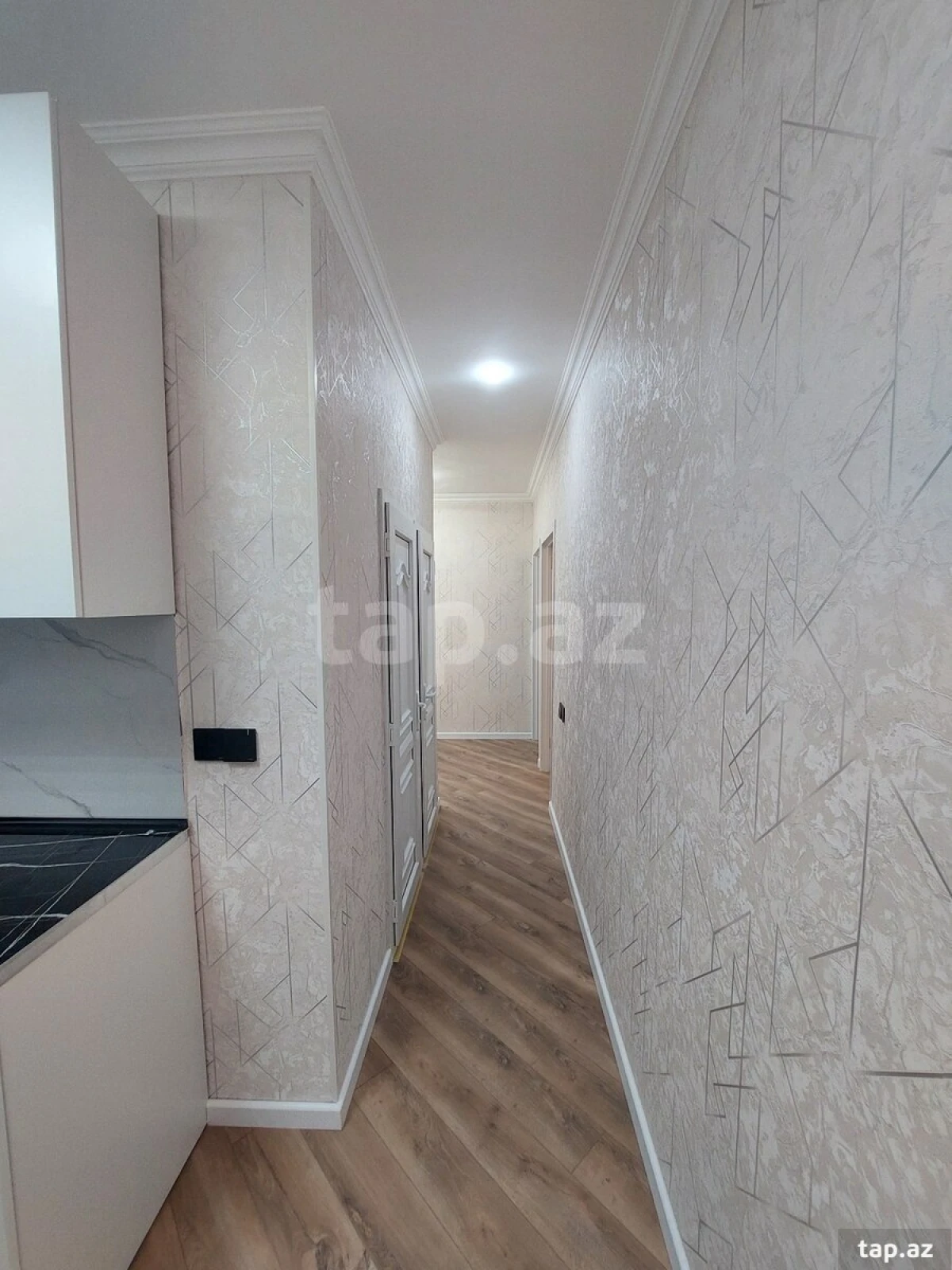 Satılır 3 otaqlı mənzil 88 m²