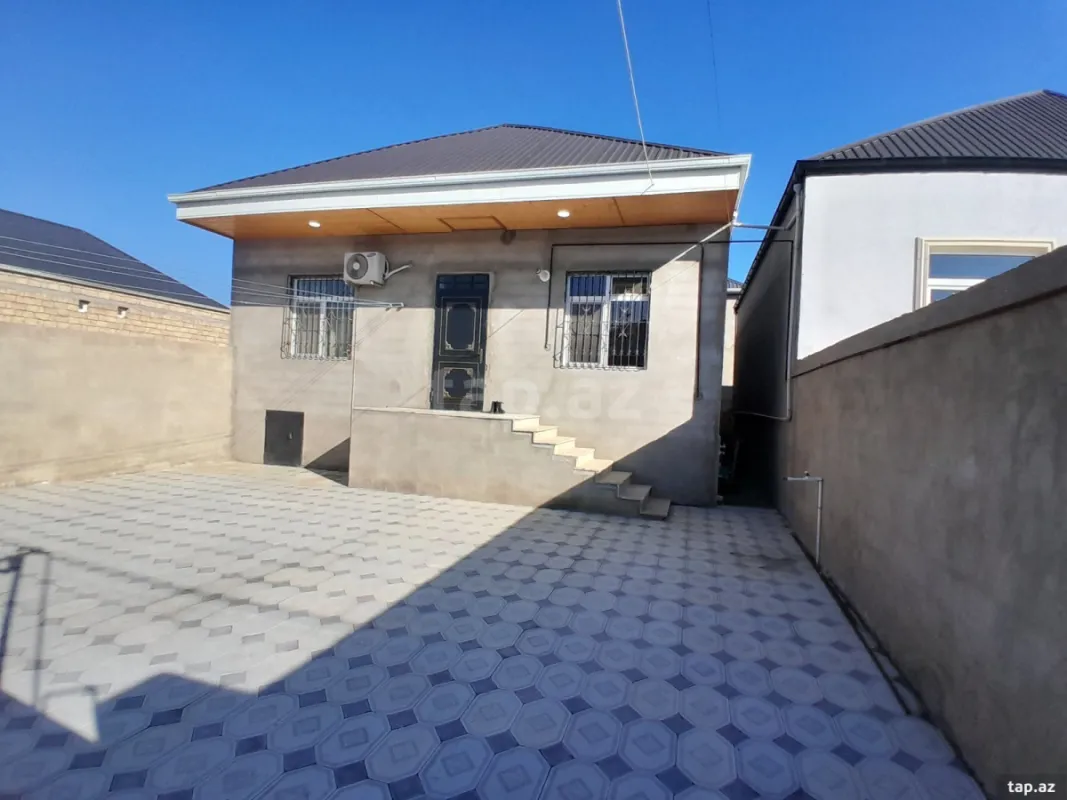 Satılır 3 otaqlı həyət evi