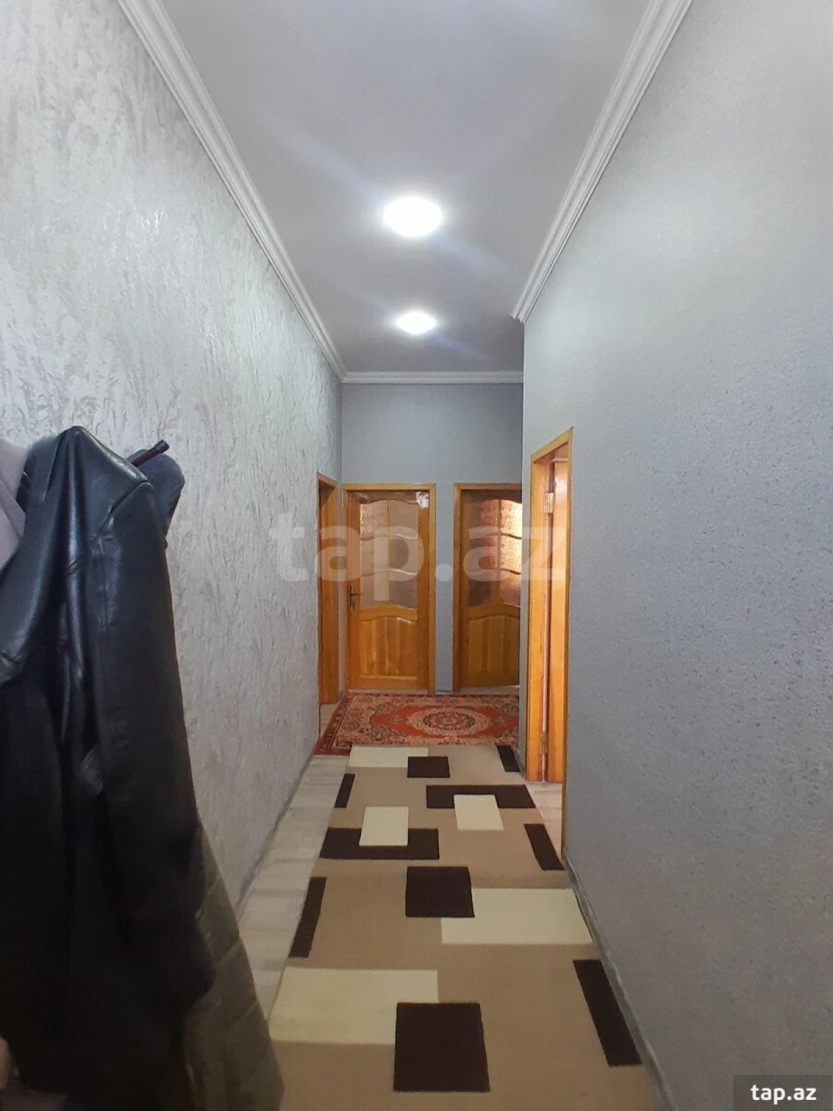 Satılır 3 otaqlı həyət evi