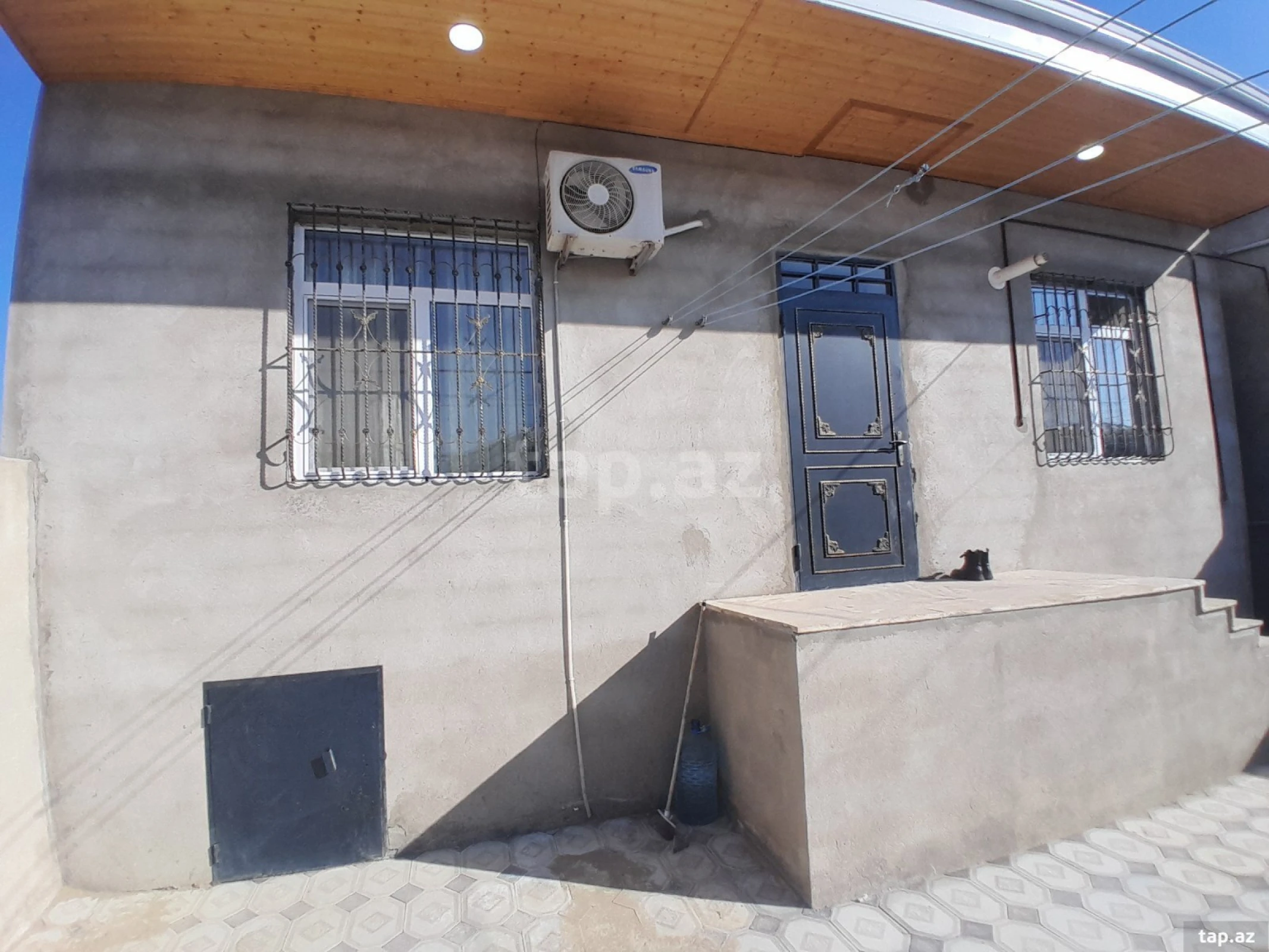Satılır 3 otaqlı həyət evi