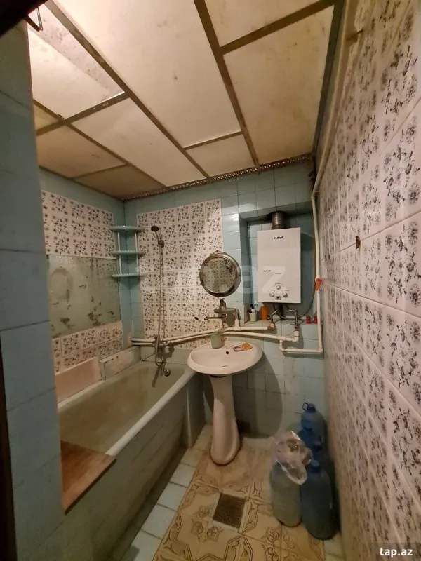 Satılır 2 otaqlı mənzil 60 m²