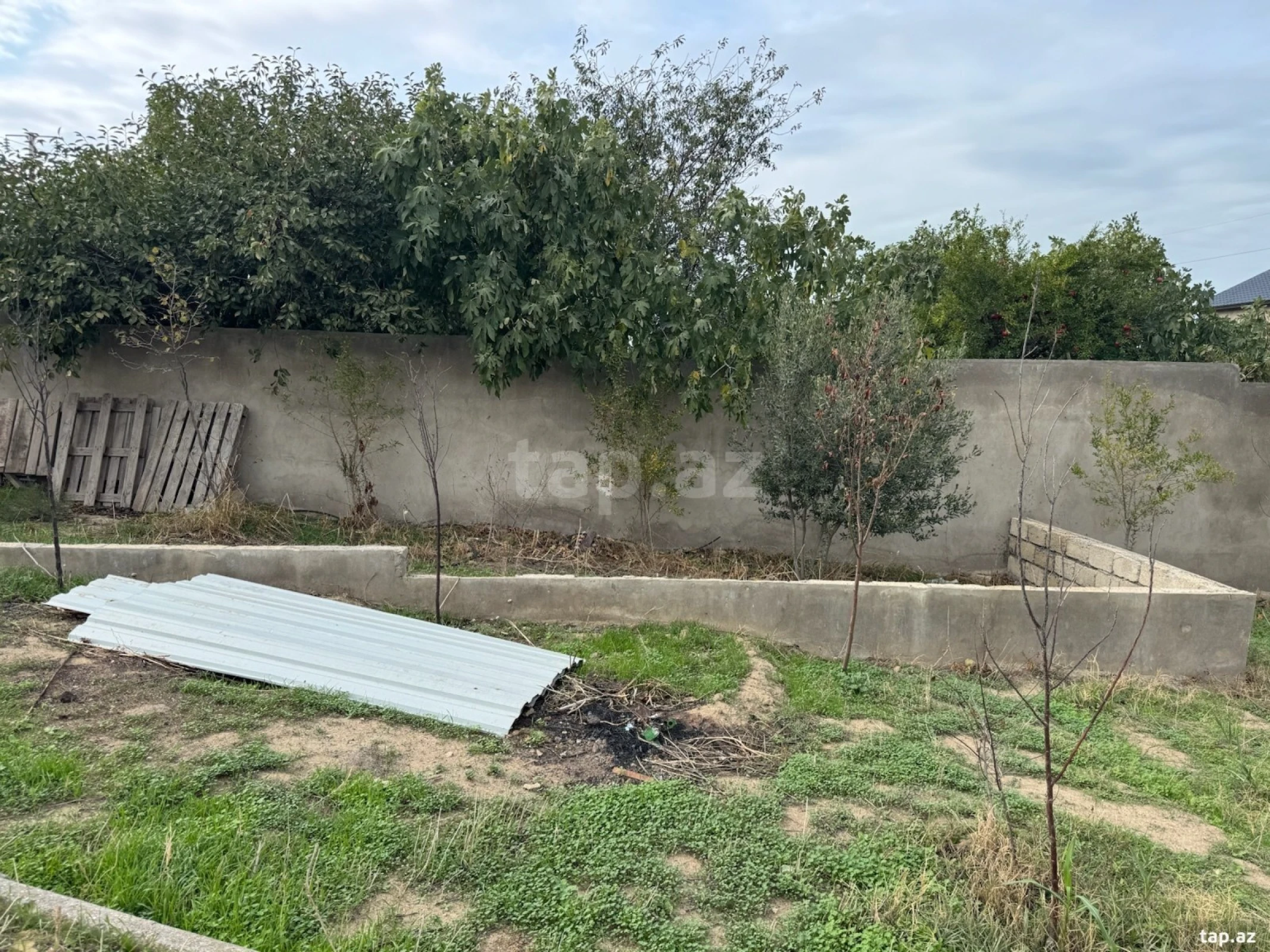 Satılır 2 otaqlı həyət evi