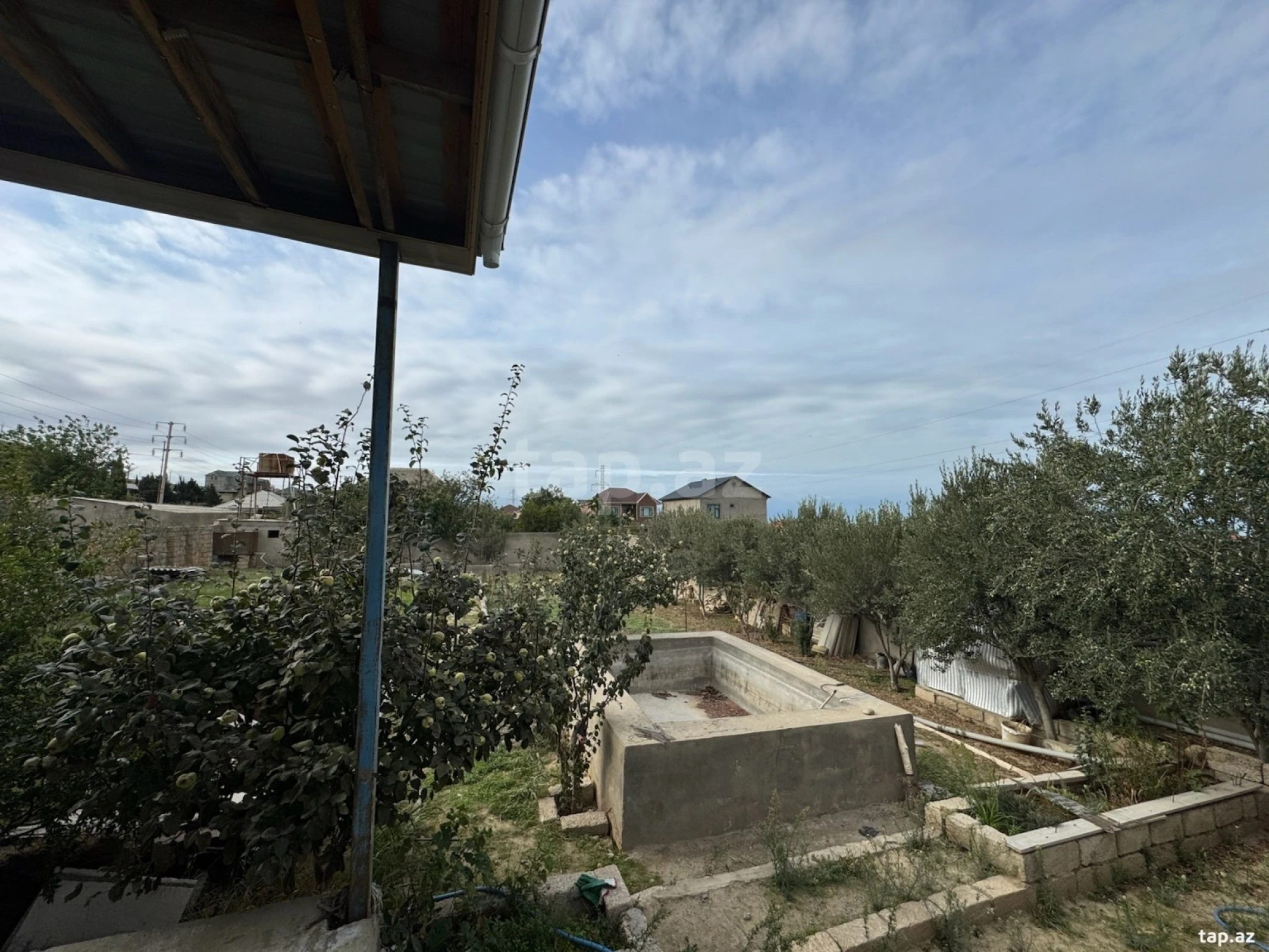 Satılır 2 otaqlı həyət evi