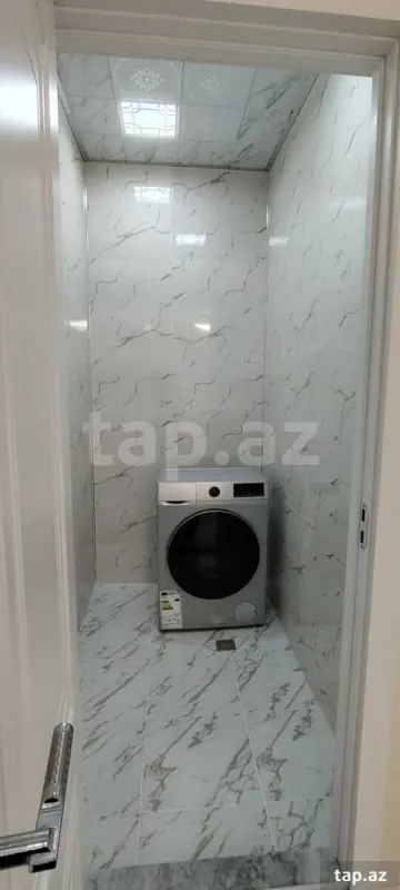 Kirayə verilir 2 otaqlı yeni tikili 95 m²