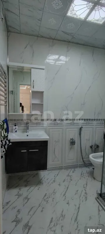 Kirayə verilir 2 otaqlı yeni tikili 95 m²