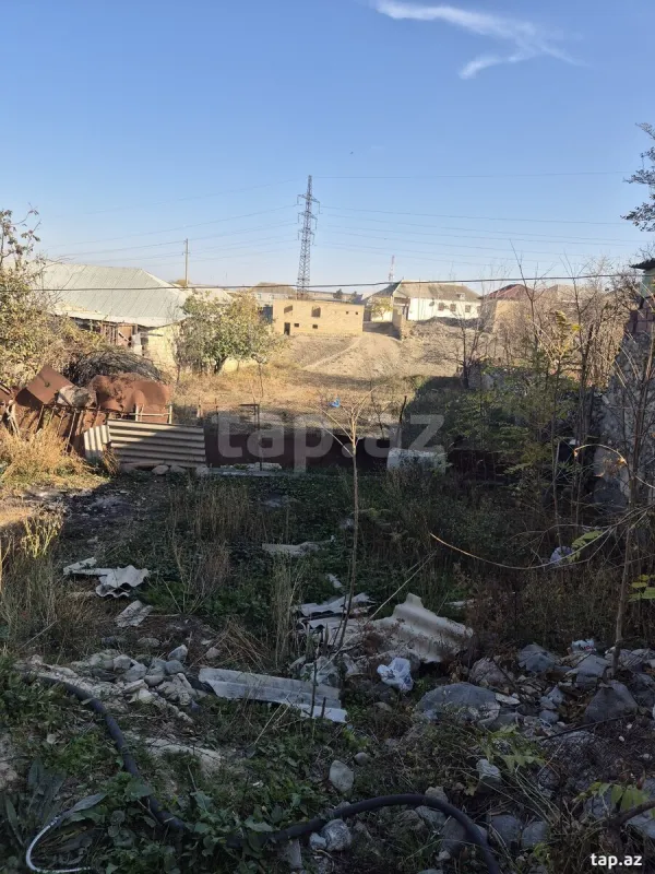 Satılır 5 otaqlı həyət evi