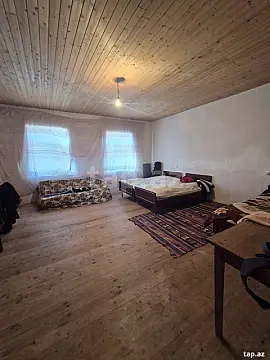 Satılır 5 otaqlı həyət evi