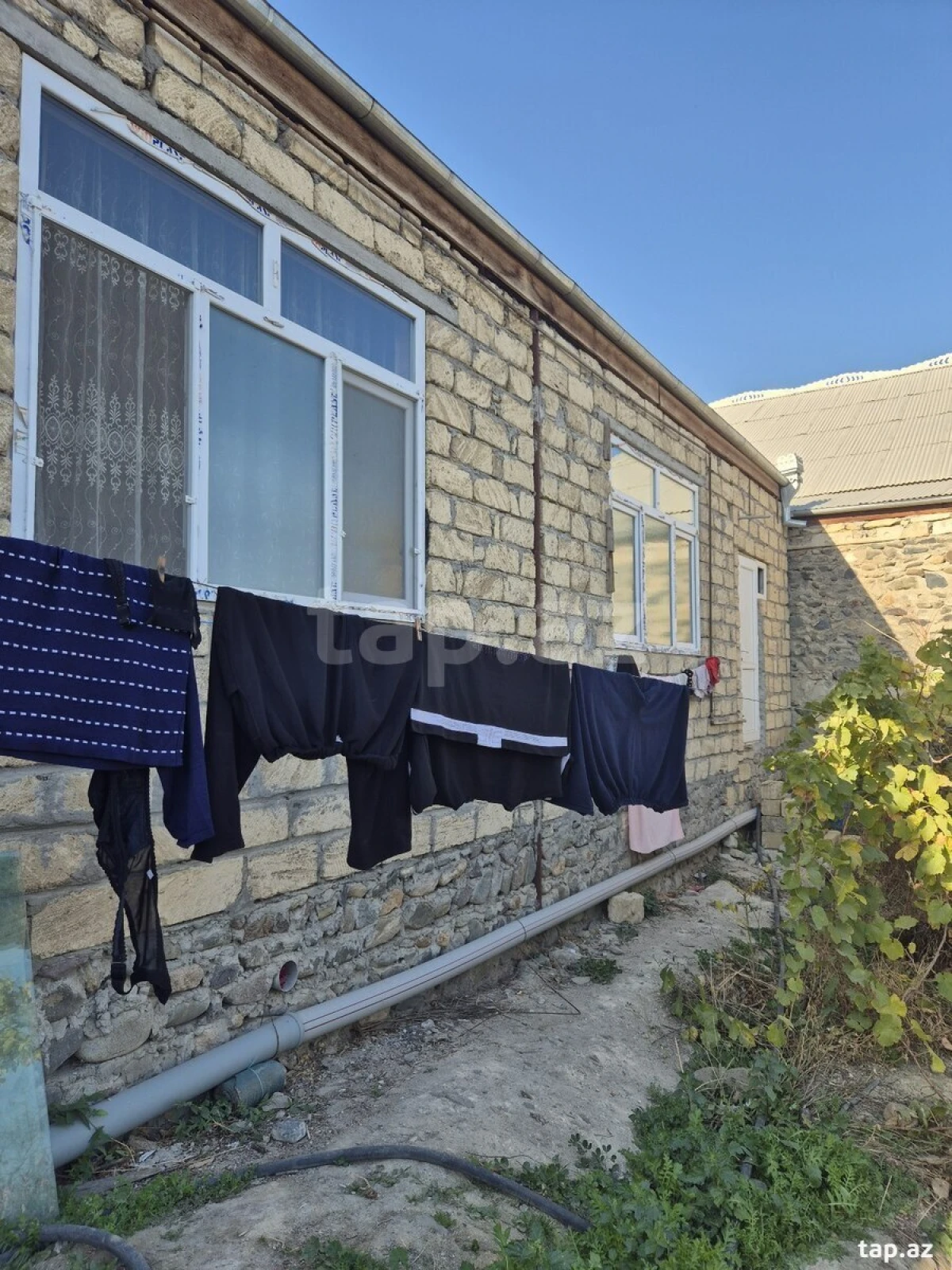 Satılır 5 otaqlı həyət evi