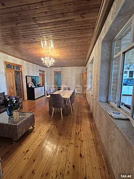 Satılır 5 otaqlı həyət evi