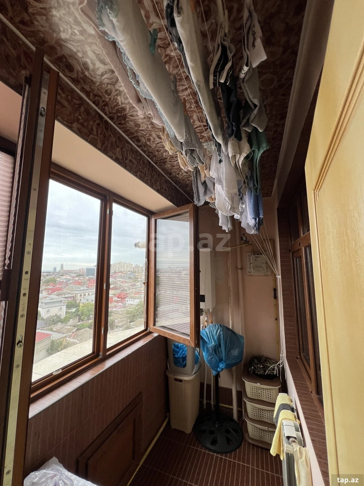 Satılır 3 otaqlı yeni tikili 75 m²