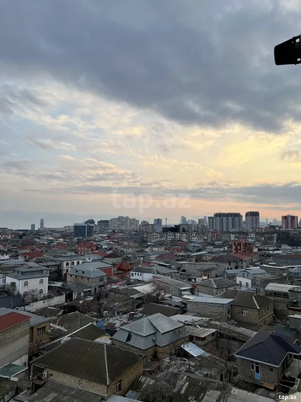 Satılır 3 otaqlı yeni tikili 75 m²