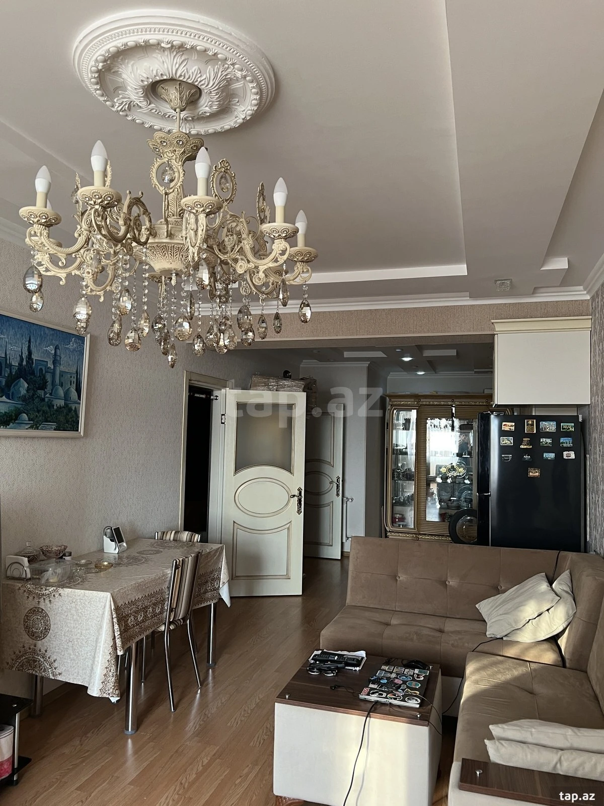 Satılır 3 otaqlı yeni tikili 75 m²