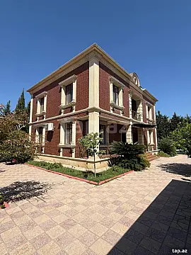 Satılır 6 otaqlı həyət evi