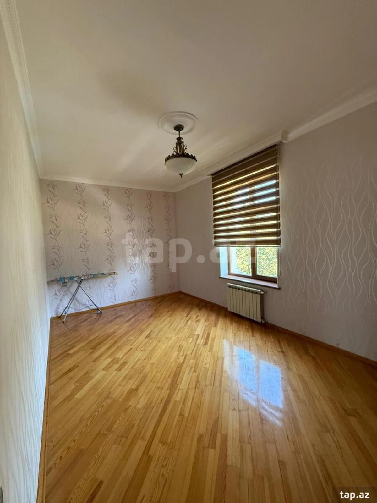 Satılır 6 otaqlı həyət evi