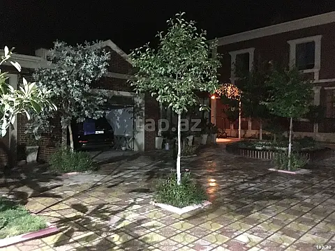 Satılır 6 otaqlı həyət evi