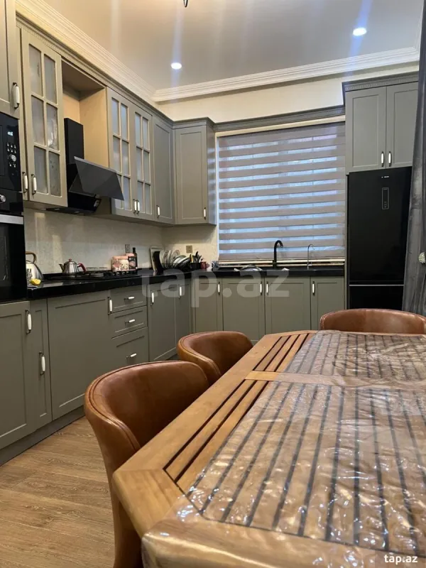 Satılır 4 otaqlı həyət evi