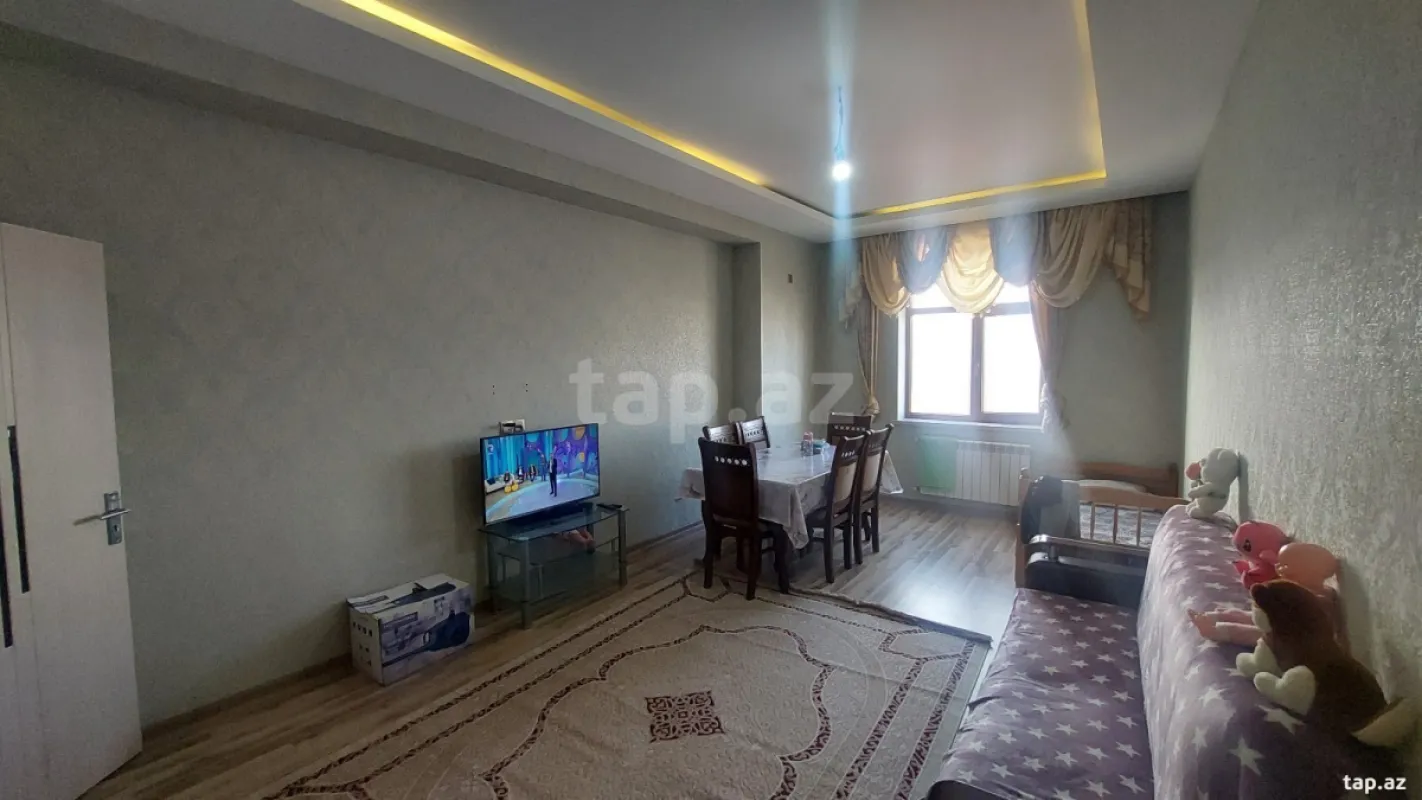Satılır 2 otaqlı yeni tikili 75.5 m²
