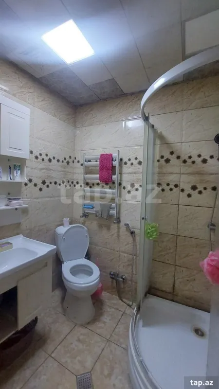 Satılır 2 otaqlı yeni tikili 75.5 m²