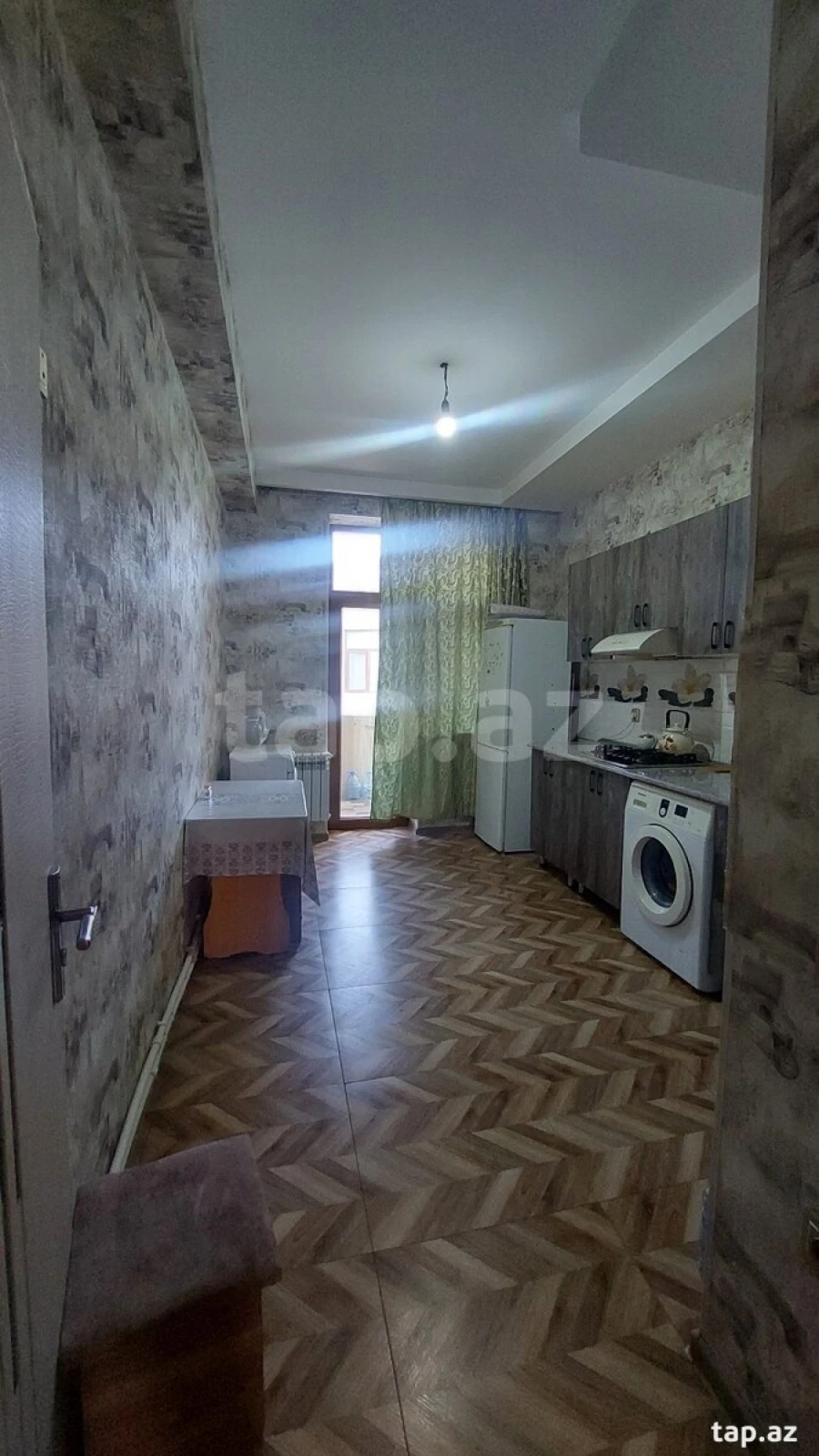 Satılır 2 otaqlı yeni tikili 75.5 m²