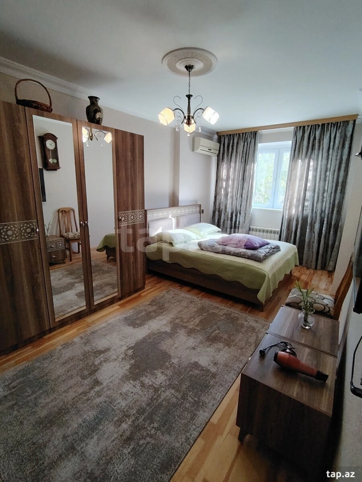 Satılır 4 otaqlı mənzil 96 m²