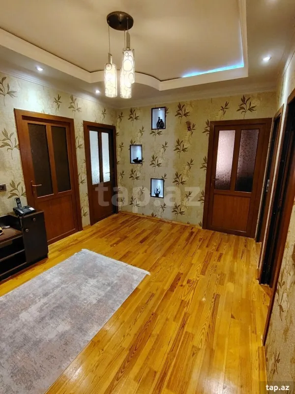 Satılır 4 otaqlı mənzil 96 m²