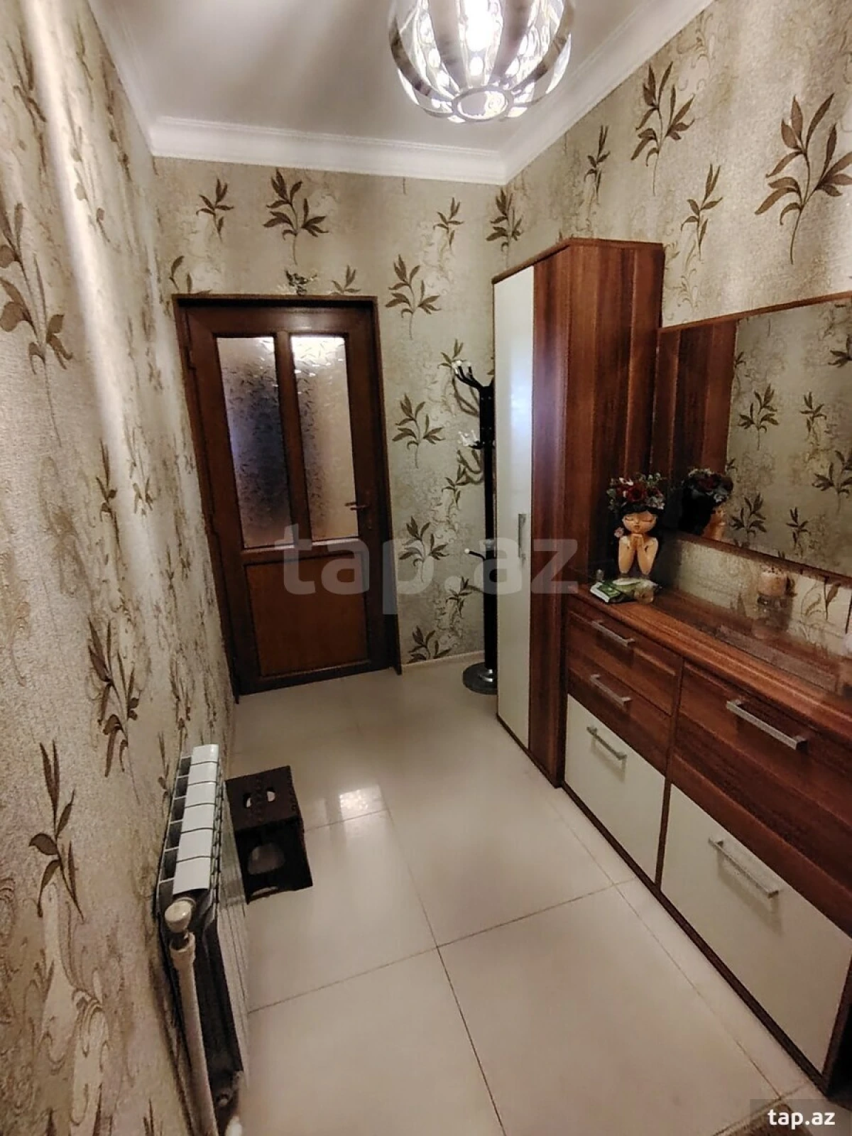 Satılır 4 otaqlı mənzil 96 m²