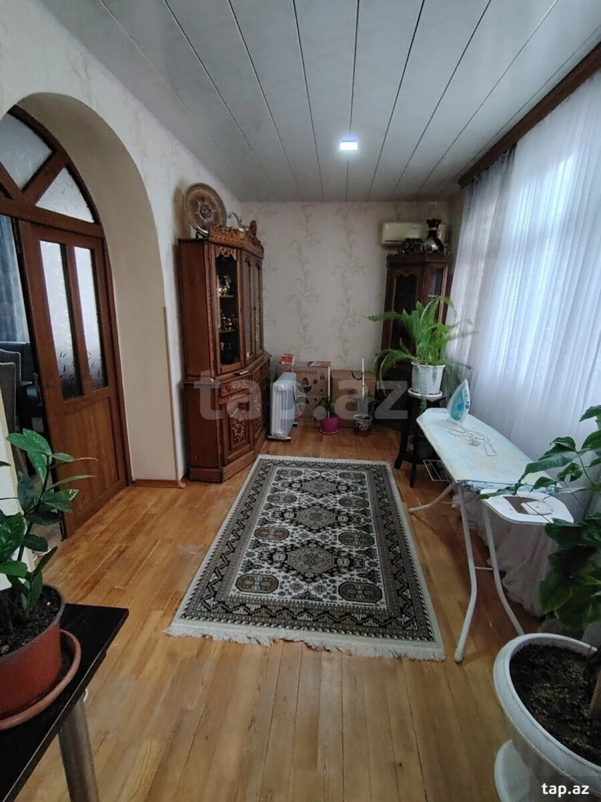 Satılır 4 otaqlı mənzil 96 m²