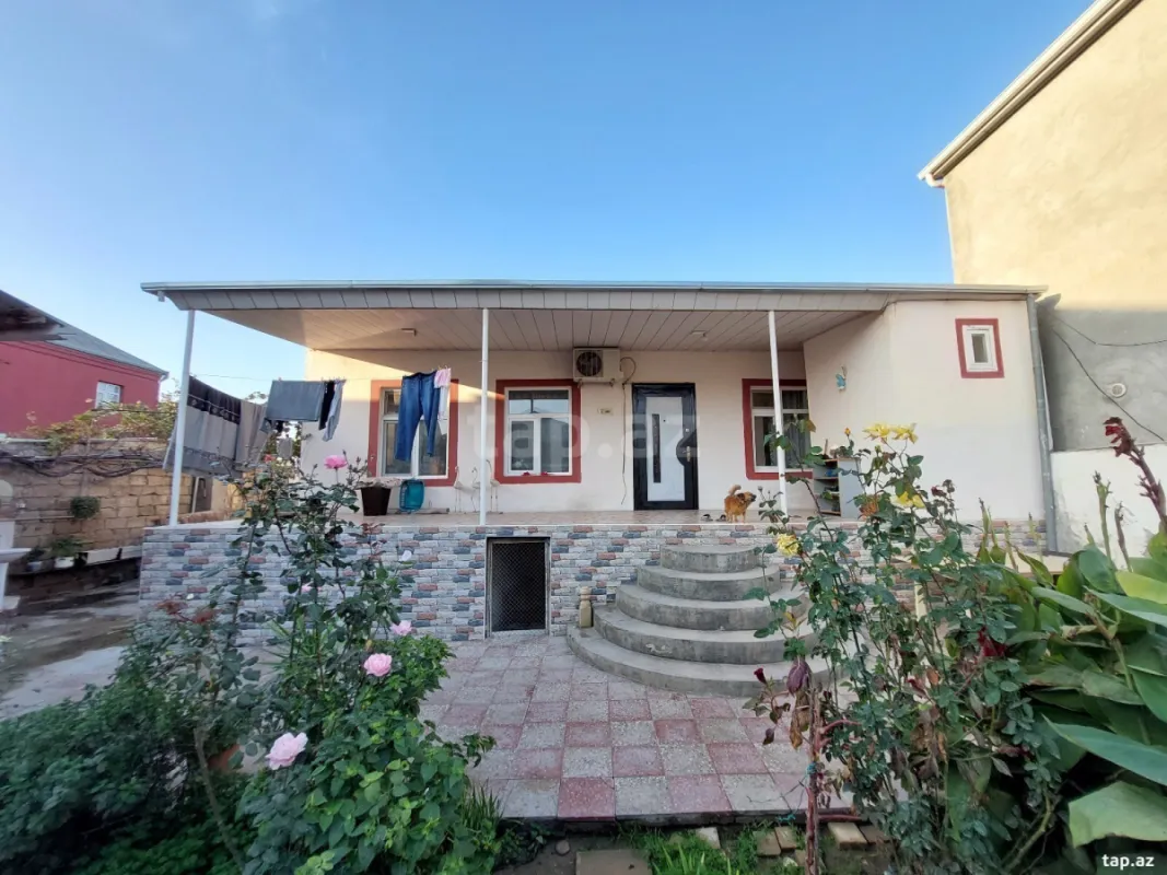 Satılır 3 otaqlı həyət evi