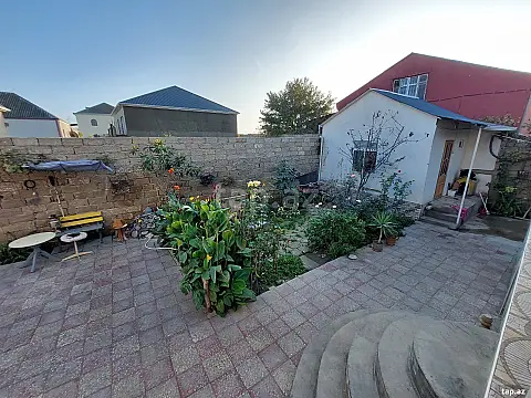 Satılır 3 otaqlı həyət evi