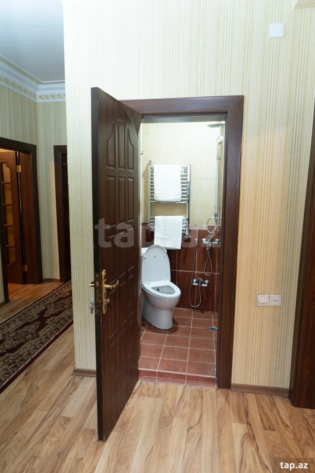 Kirayə verilir 6 otaqlı həyət evi