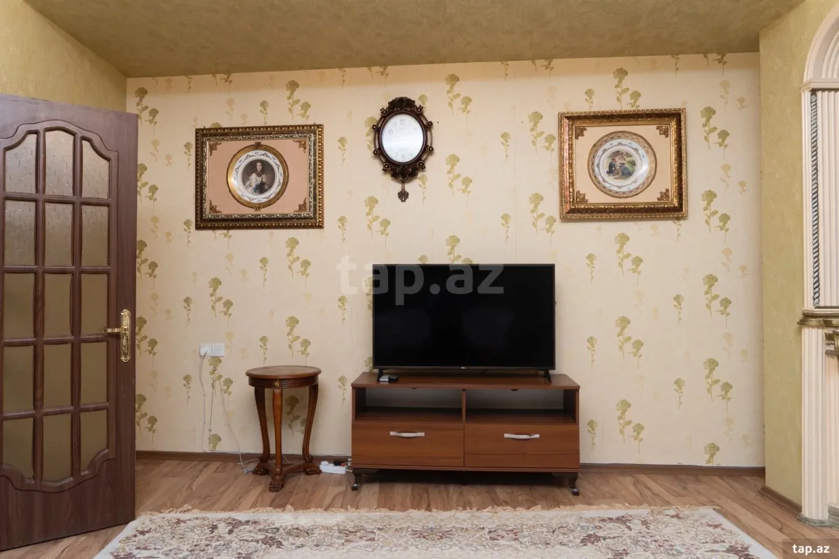 Kirayə verilir 6 otaqlı həyət evi