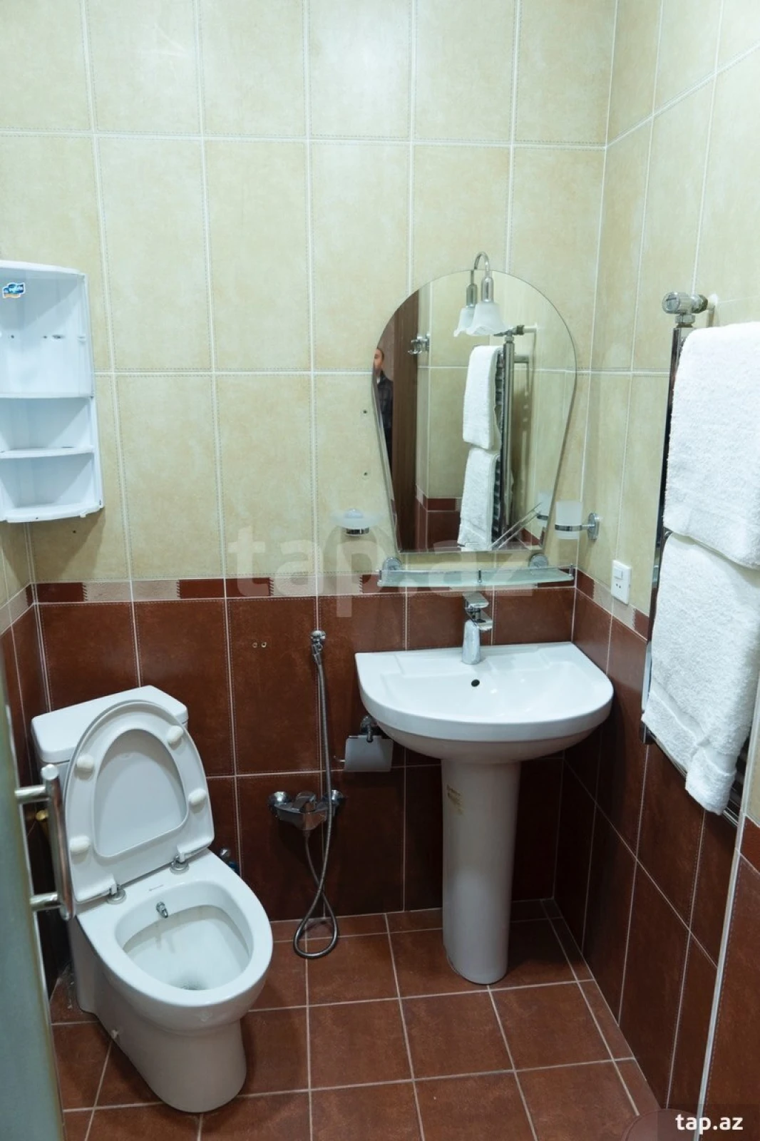 Kirayə verilir 6 otaqlı həyət evi