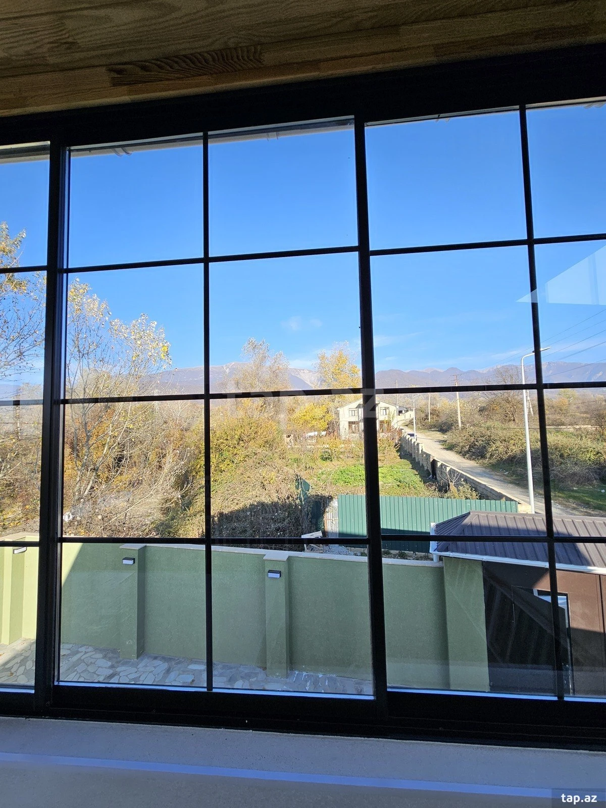 Kirayə verilir 3 otaqlı həyət evi