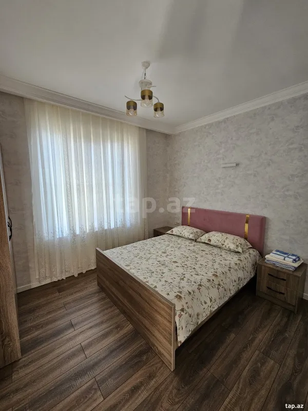 Kirayə verilir 3 otaqlı həyət evi