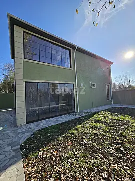 Kirayə verilir 3 otaqlı həyət evi