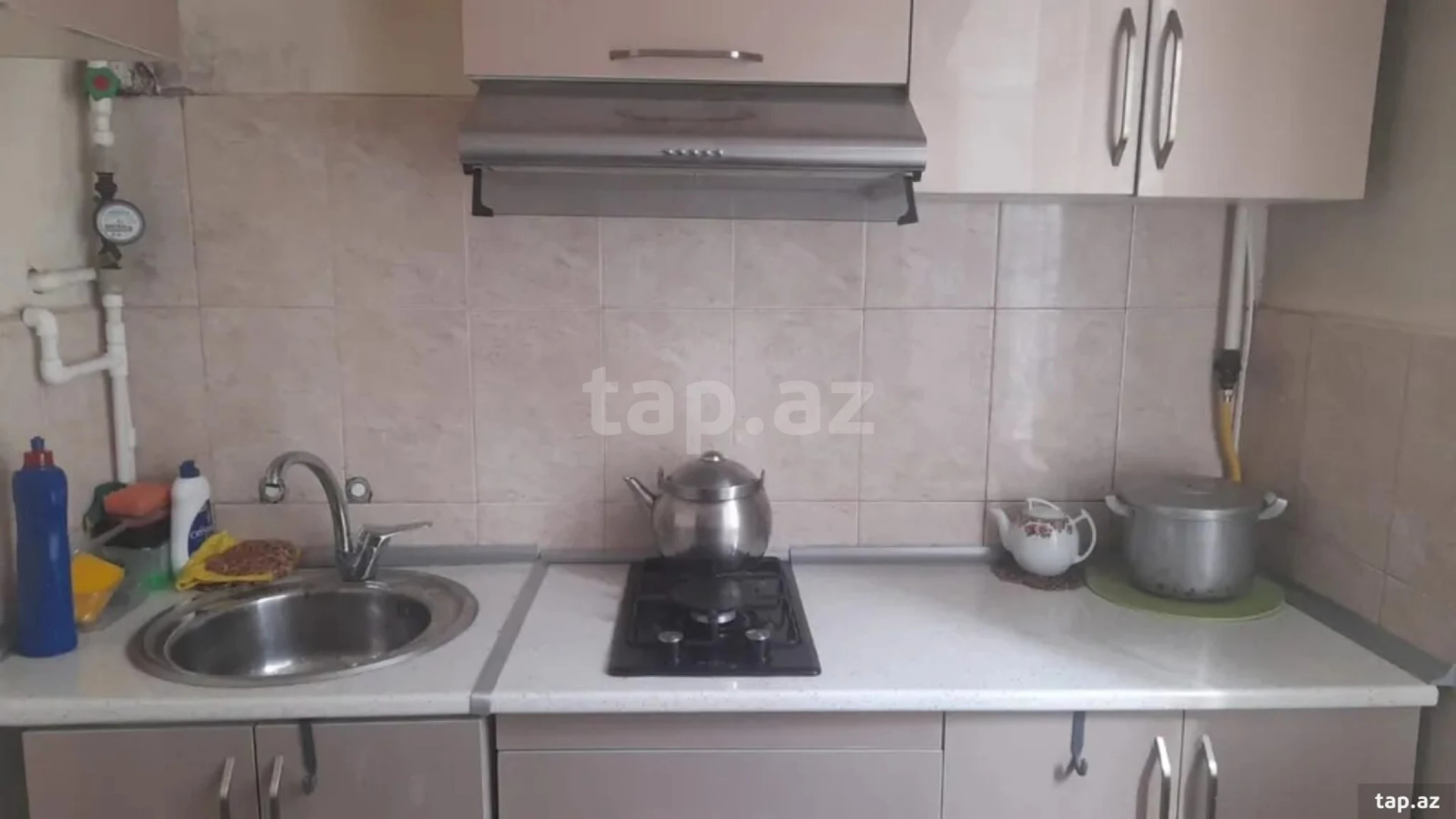 Kirayə verilir 1 otaqlı mənzil 60 m²
