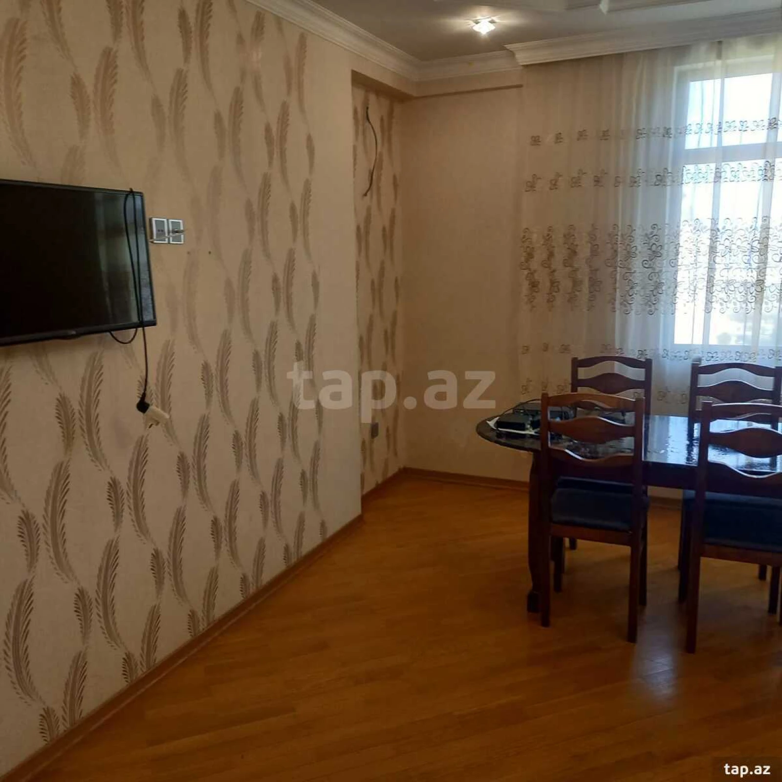 Kirayə verilir 2 otaqlı yeni tikili 72 m²