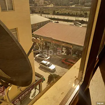 Kirayə verilir 2 otaqlı yeni tikili 72 m²