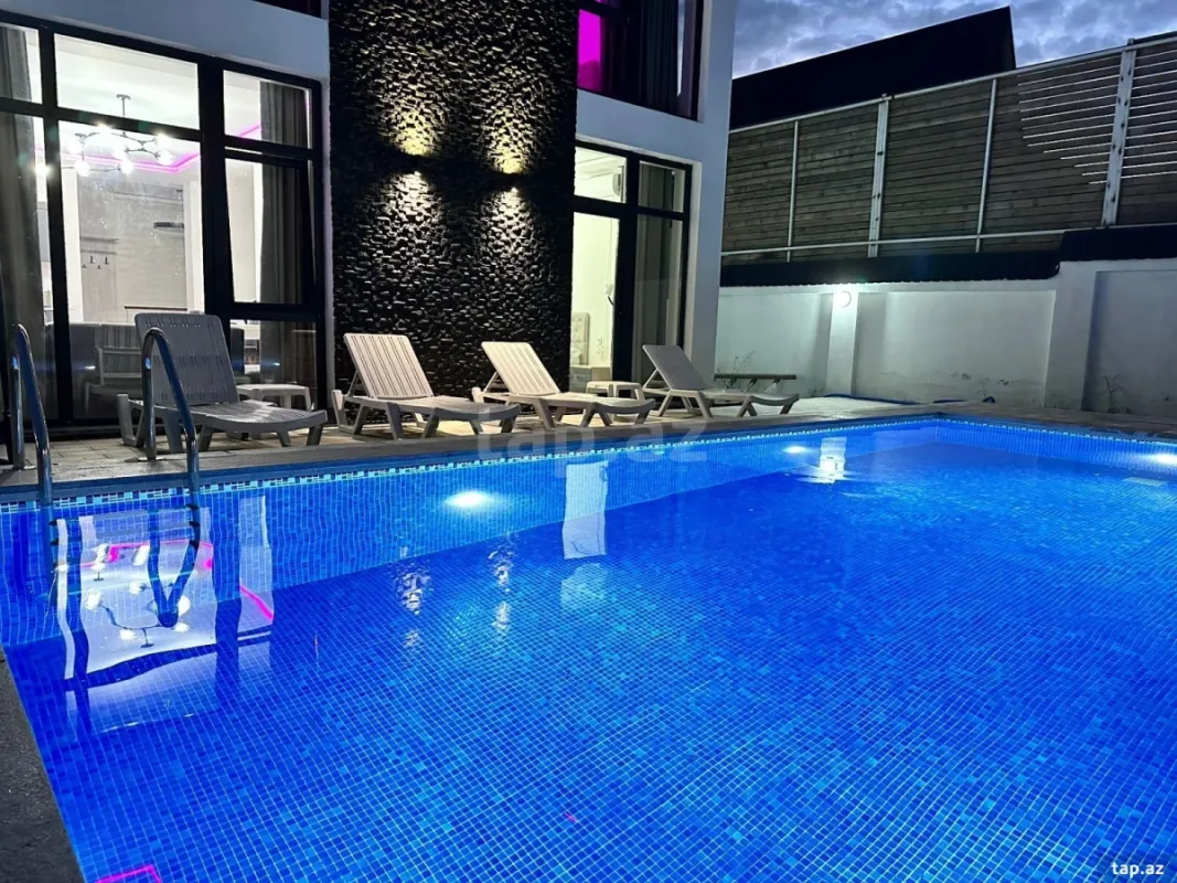 Satılır 4 otaqlı həyət evi