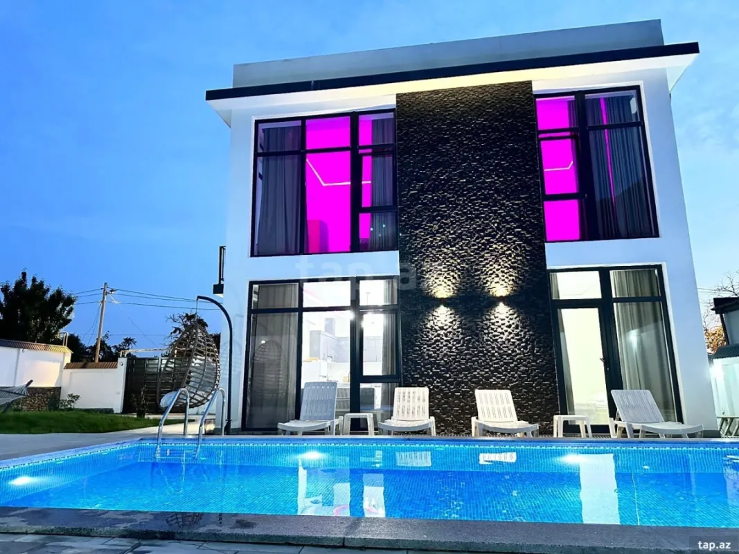 Satılır 4 otaqlı həyət evi